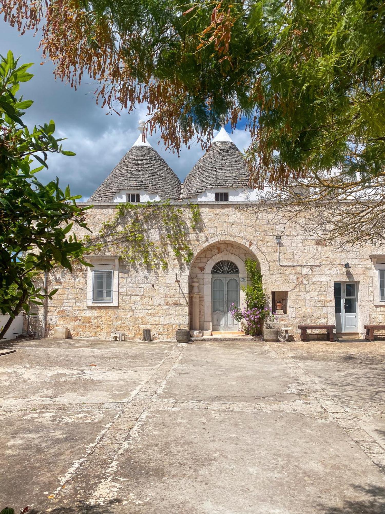 로코로톤도 Trullo Pinto 아파트 외부 사진